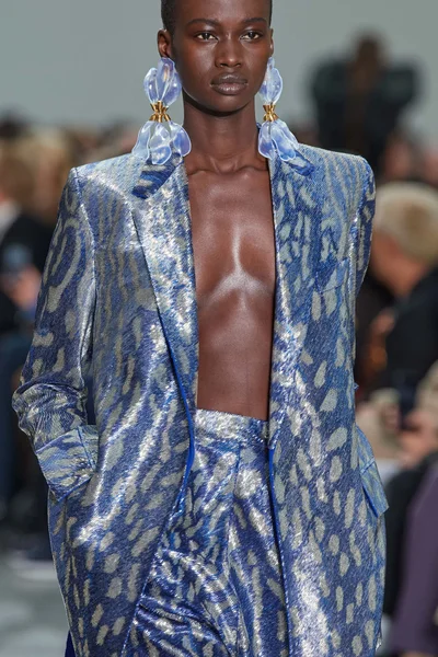 Look 86